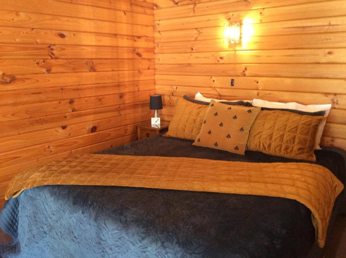 האנמר ספרינגס Alpine Lodge Motel מראה חיצוני תמונה
